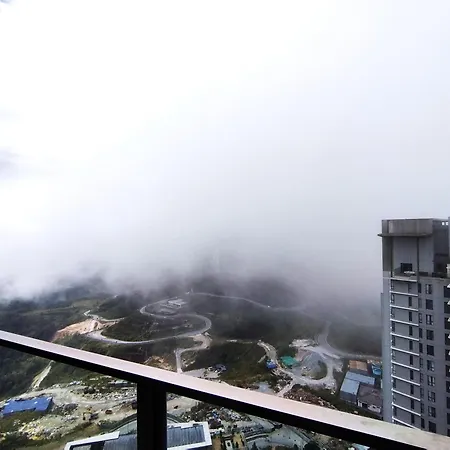 Genting Foggycold Staycation At Ion Delemen By Hapyhome Genting Highlands Exterior photo