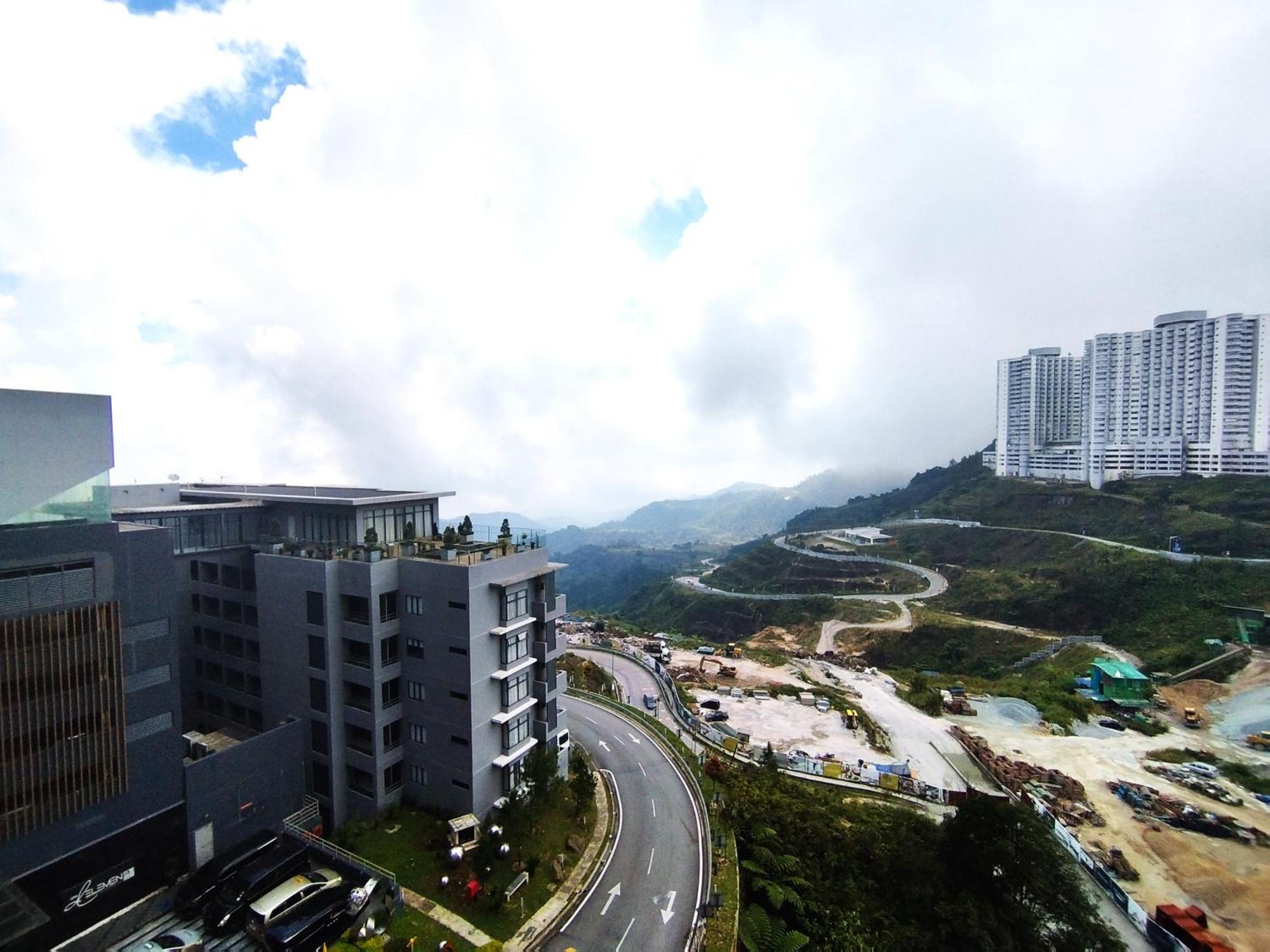 Genting Foggycold Staycation At Ion Delemen By Hapyhome Apartment Genting Highlands