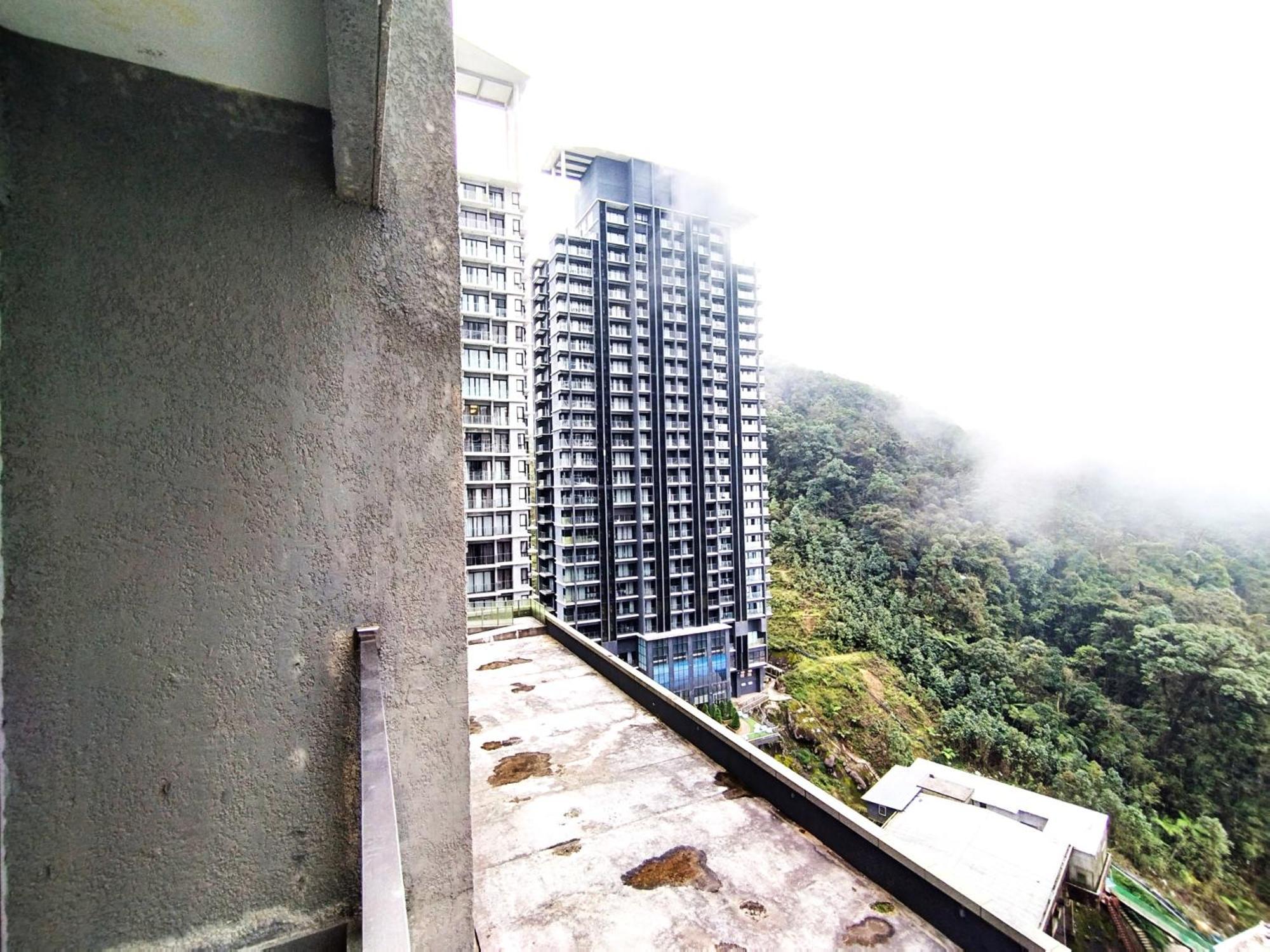 Apartment Genting Foggycold Staycation At Ion Delemen By Hapyhome
